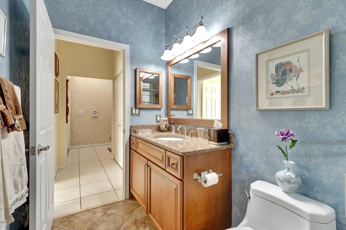 Photo of 5845 Seashell Terrace