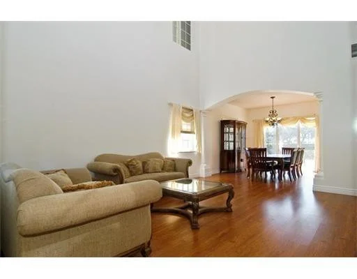 Photo of 399 Mallard Road