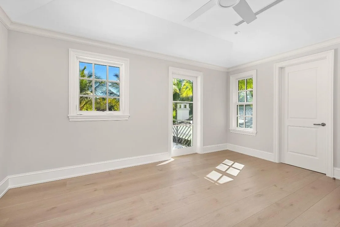 Photo of 433 Antigua Lane
