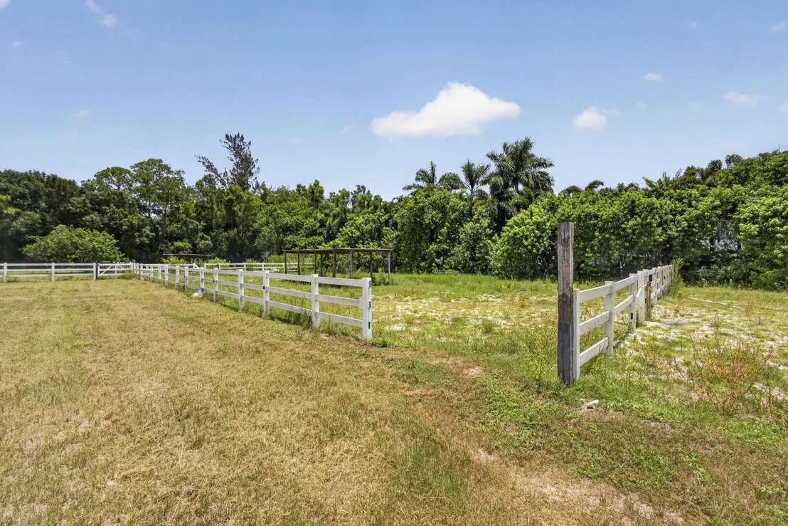 Photo of 2944 A Road