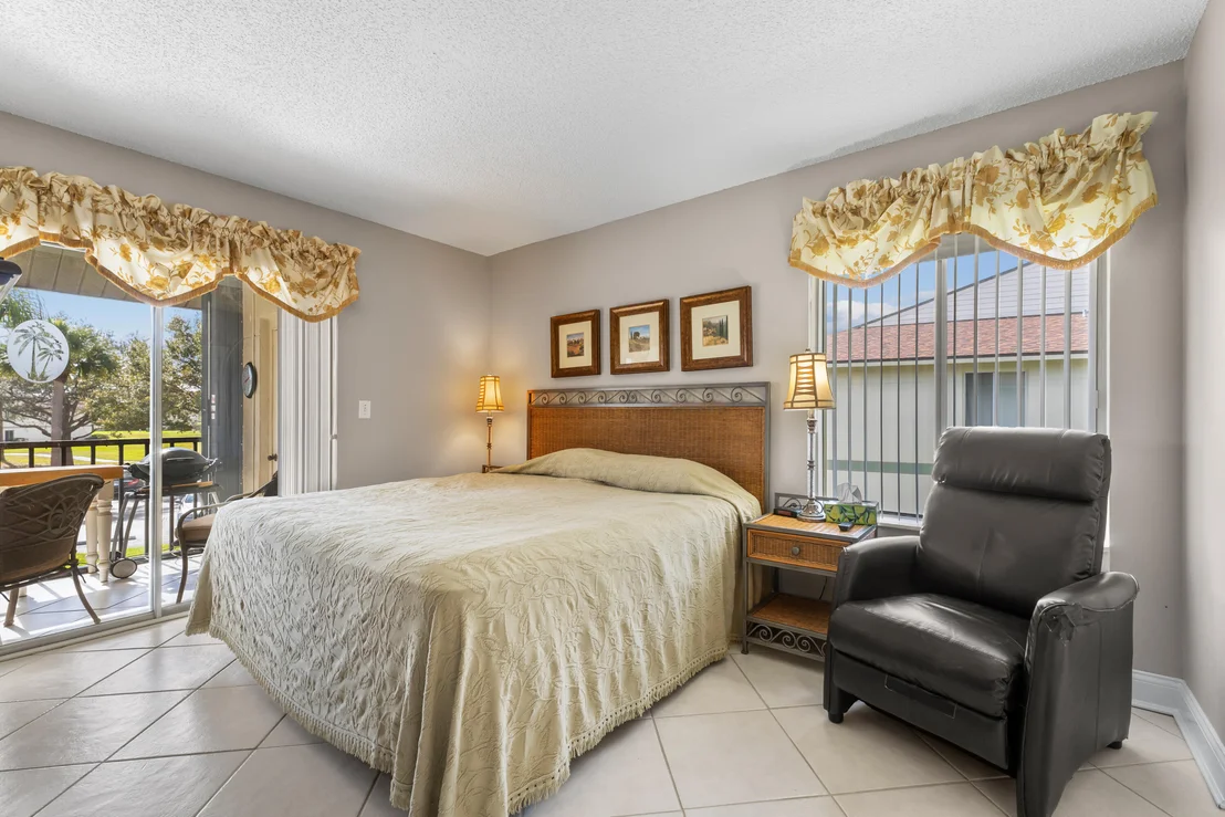 Photo of Unit E at 6426 Chasewood Drive