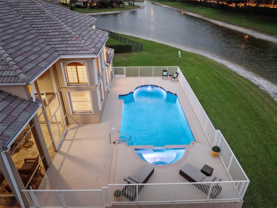 Photo of 12455 Antille Drive