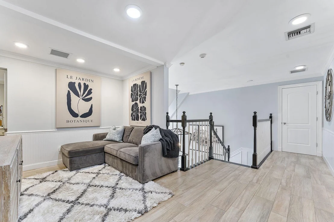Photo of 12645 Oak Arbor Drive
