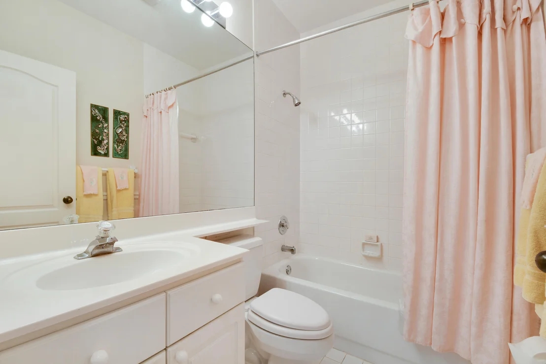 Photo of 224 Eagleton Estate Boulevard