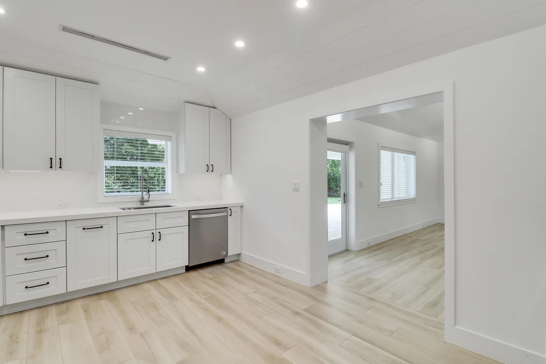 Photo of 2665 Oak Drive