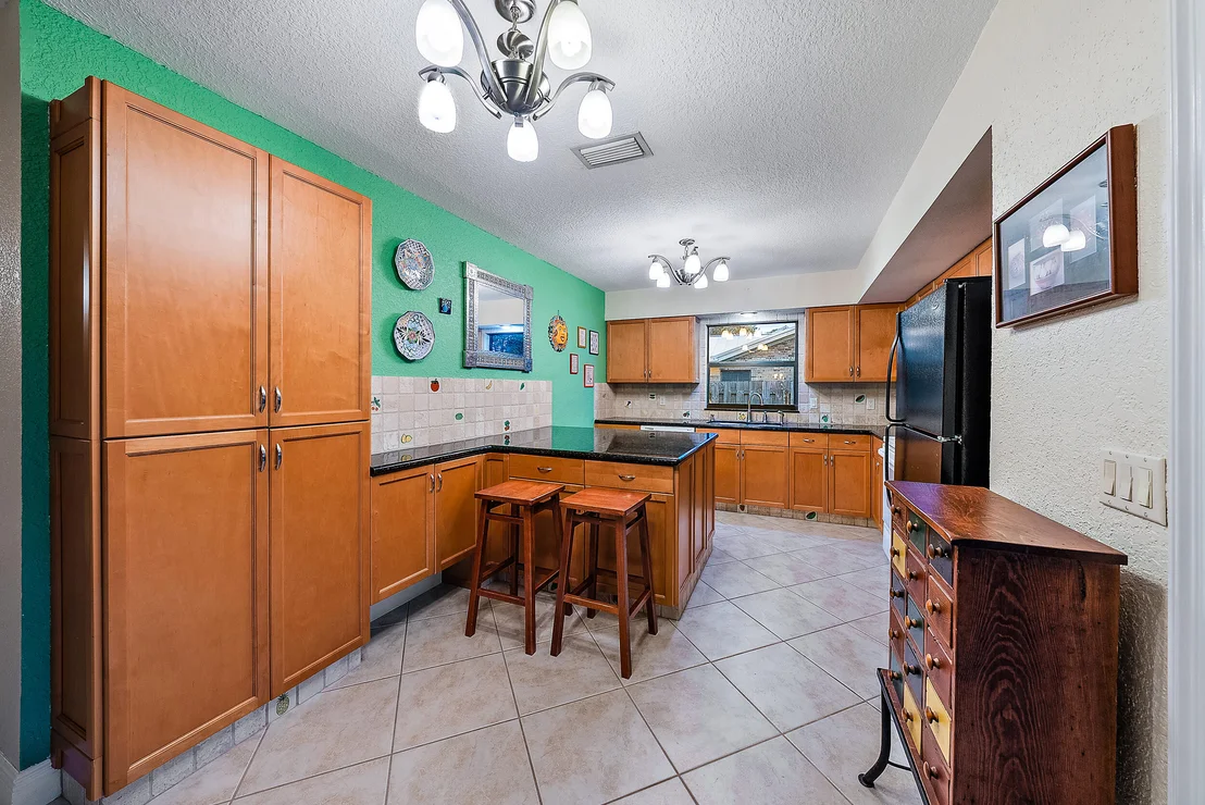 Photo of 707 Greenwood Drive