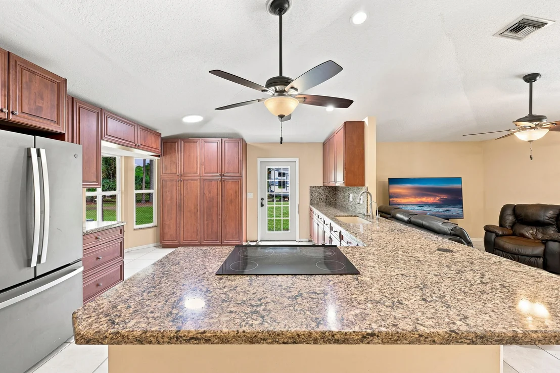 Photo of 2195 F Road