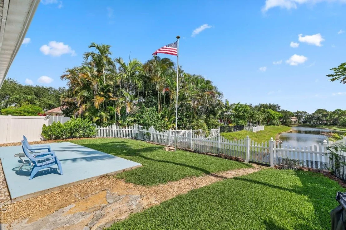 Photo of 1071 Delray Lakes Drive