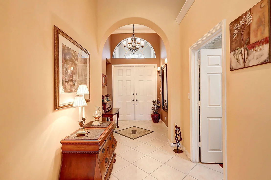 Photo of 6904 SE Twin Oaks Circle