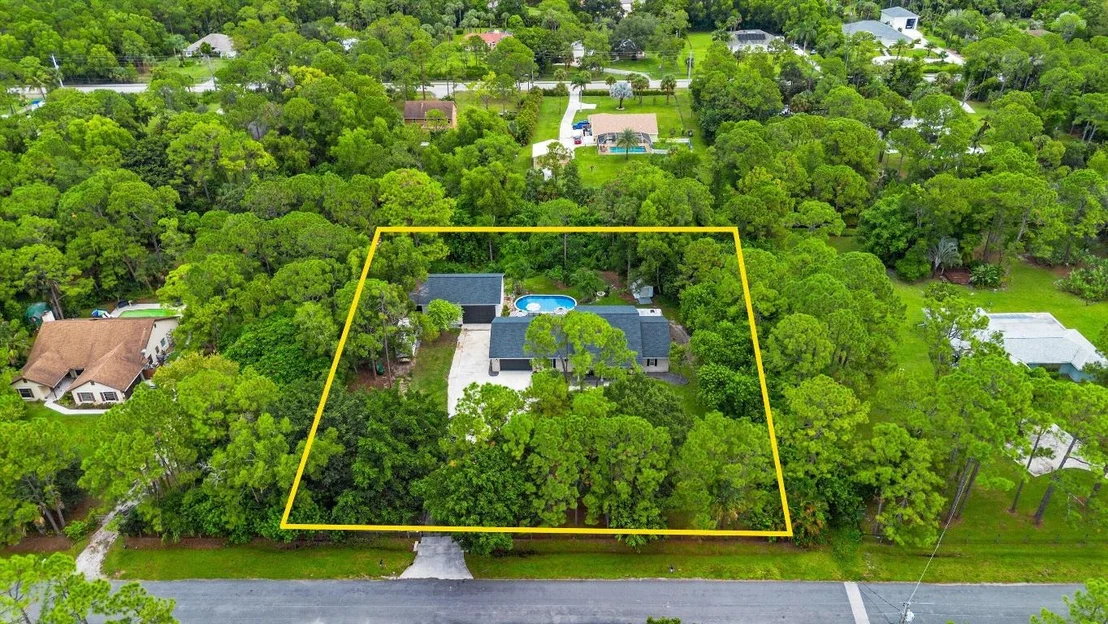 Photo of 10771 154th Road N