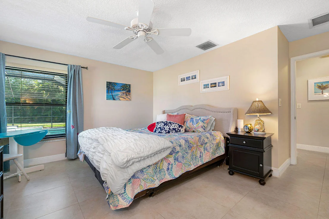 Photo of 772 Juniper Place
