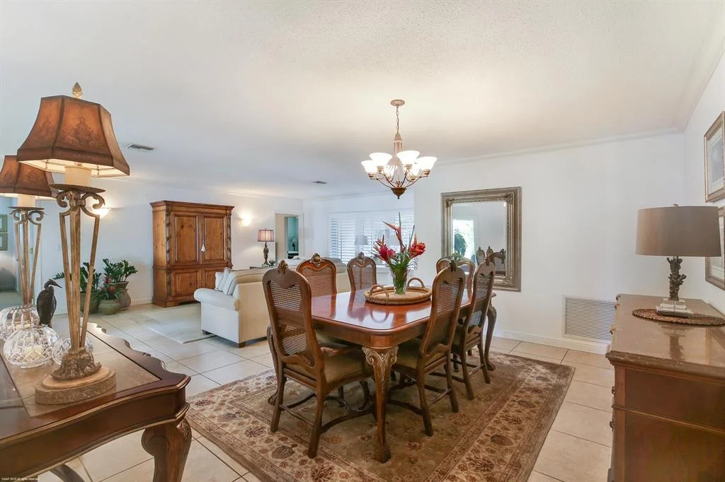 Photo of 921 Hickory Terrace
