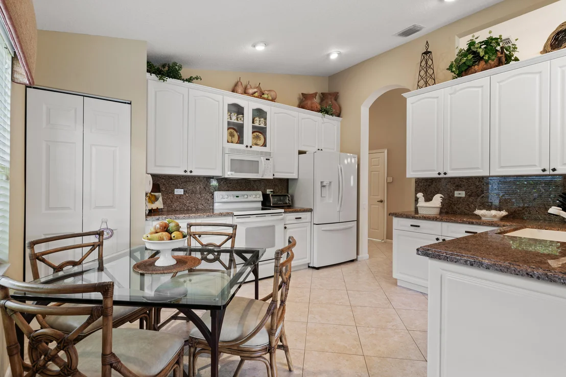 Photo of 6738 Sherbrook Drive