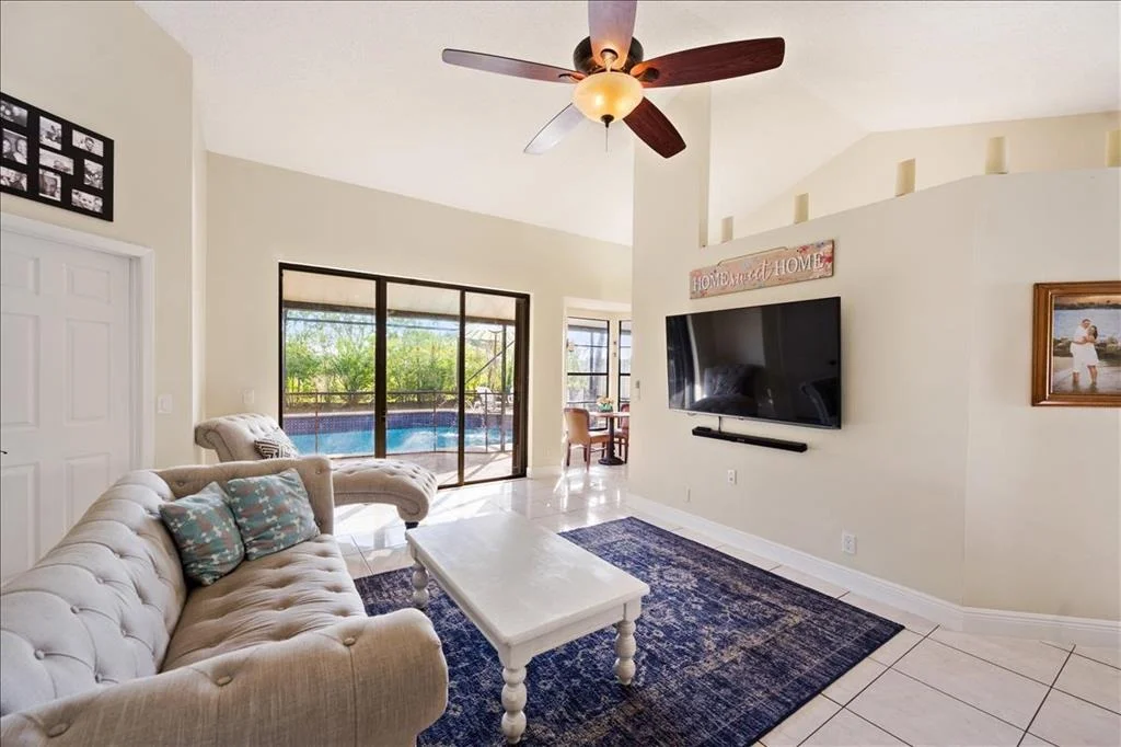 Photo of 5263 Helene Circle