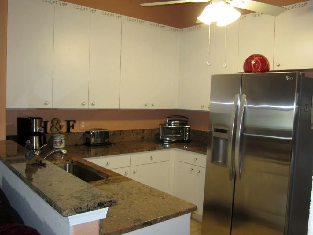 Photo of Unit 203 at 7985 Exeter Boulevard