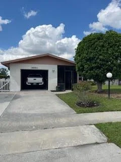 Photo of Unit A at 6089 Via Silvanus