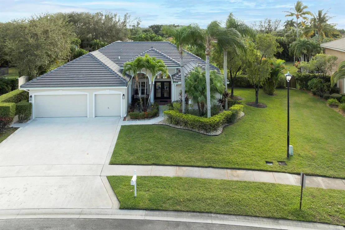 Photo of 9330 Olmstead Drive