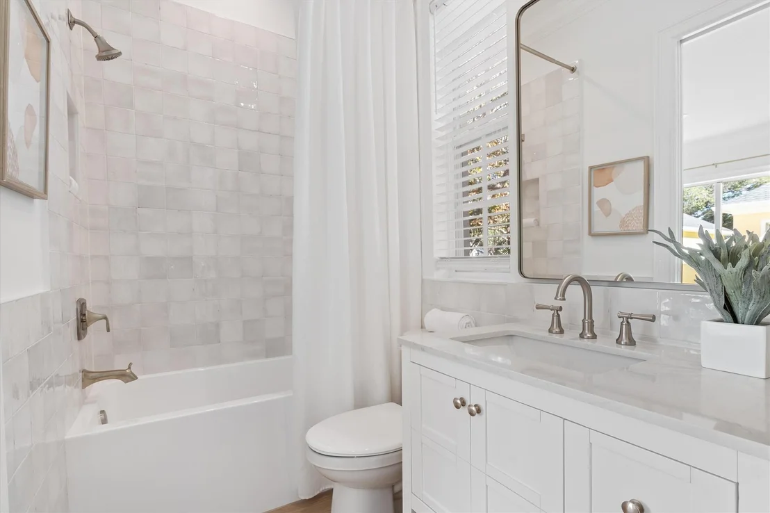 Photo of 176 Paradise Circle
