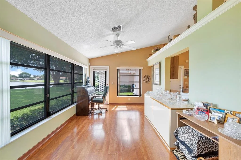 Photo of 6355 Timberlakes Way