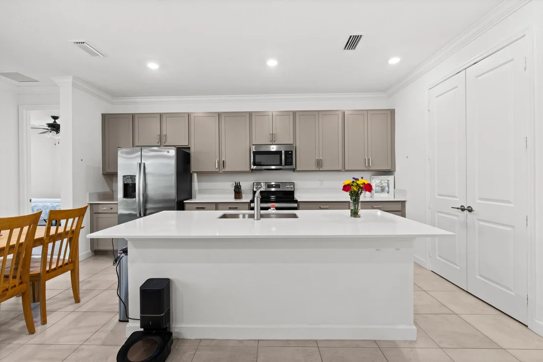 Photo of 460 Veridian Circle NW