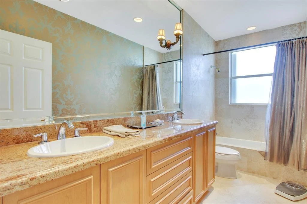 Photo of 7783 La Corniche Circle