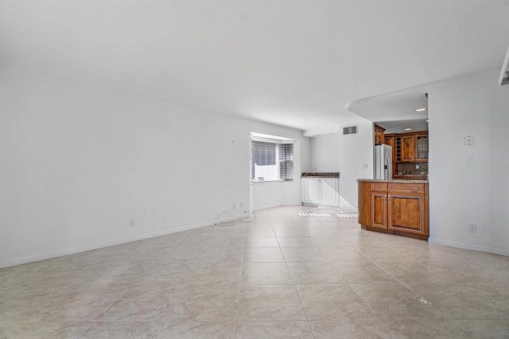 Photo of 5717 Golfway Drive