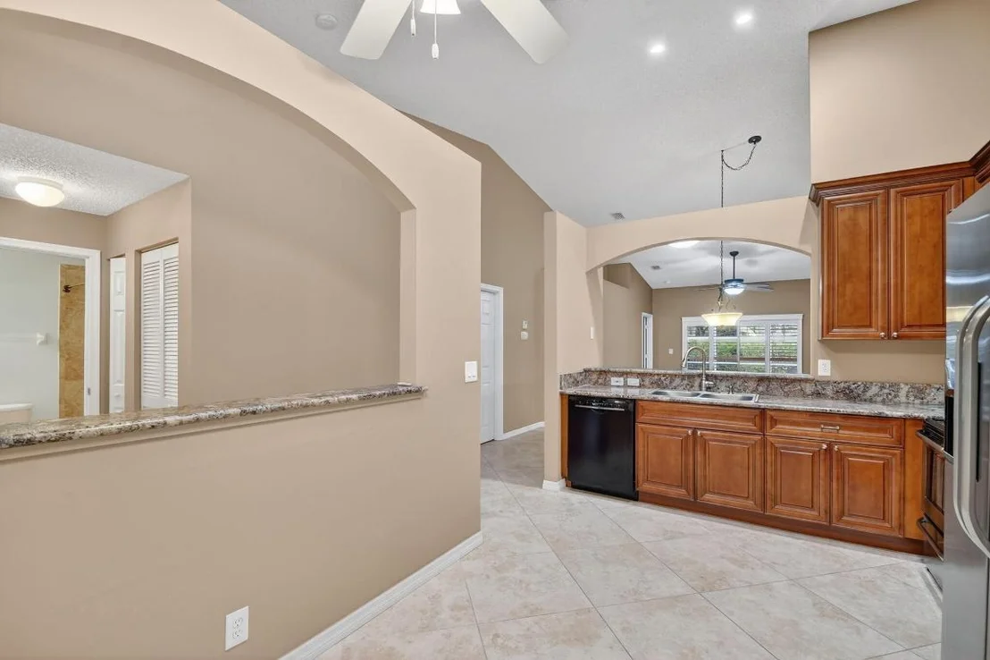 Photo of 8492 Logia Circle