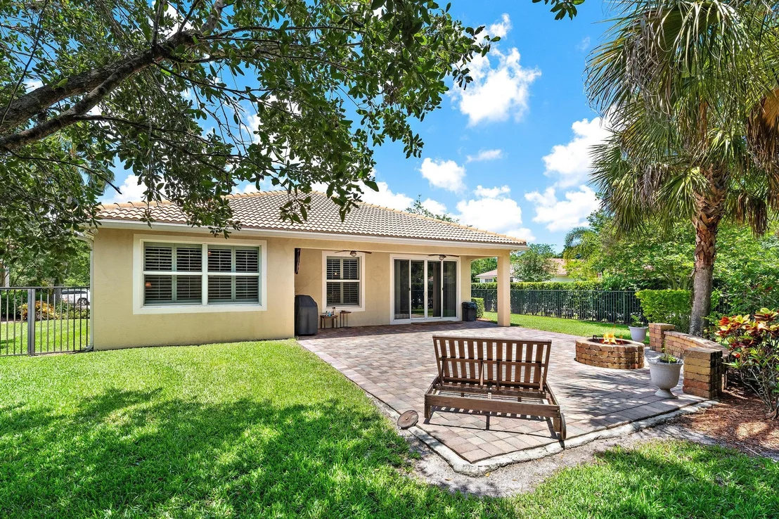 Photo of 102 Crab Cay Way