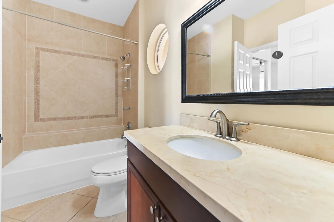 Photo of 8249 Viale Matera