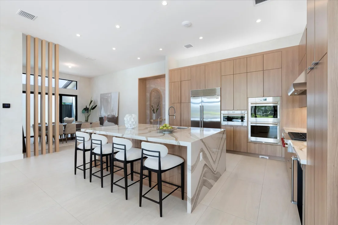 Photo of 9948 Espresso Manor