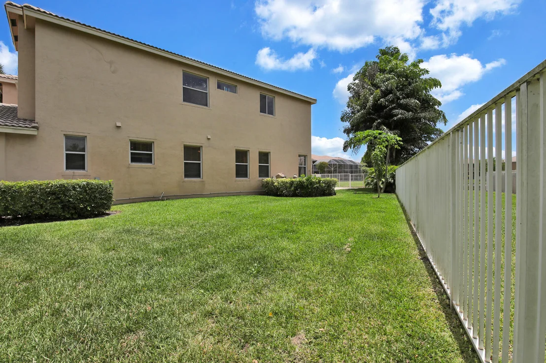 Photo of 8102 Viale Matera