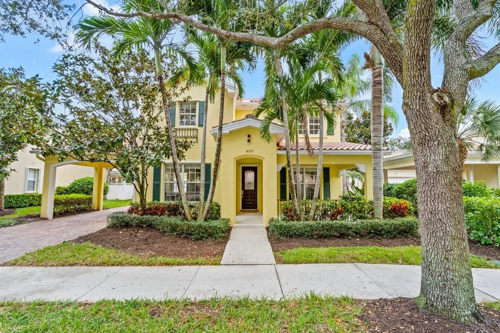 Photo of 4011 Community Drive