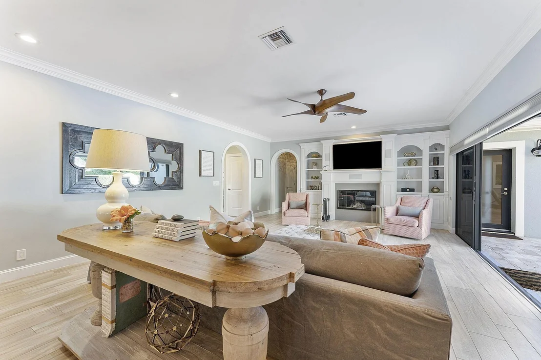 Photo of 12645 Oak Arbor Drive