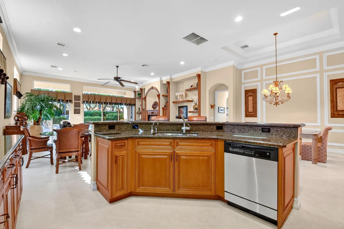 Photo of 7092 Veneto Drive