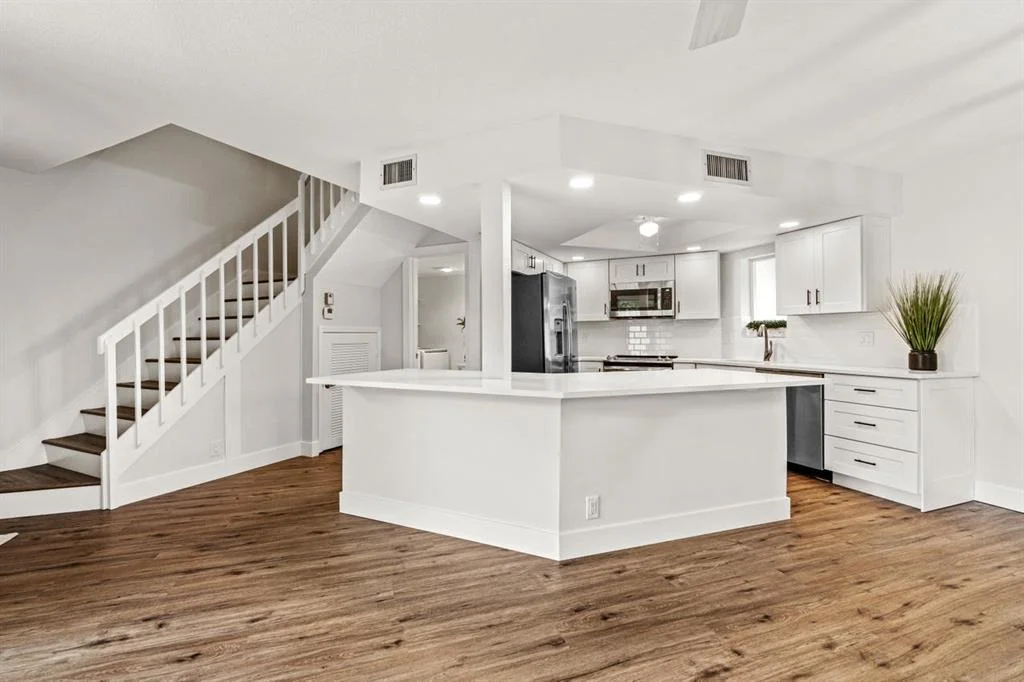 Photo of 142 Seabreeze Circle