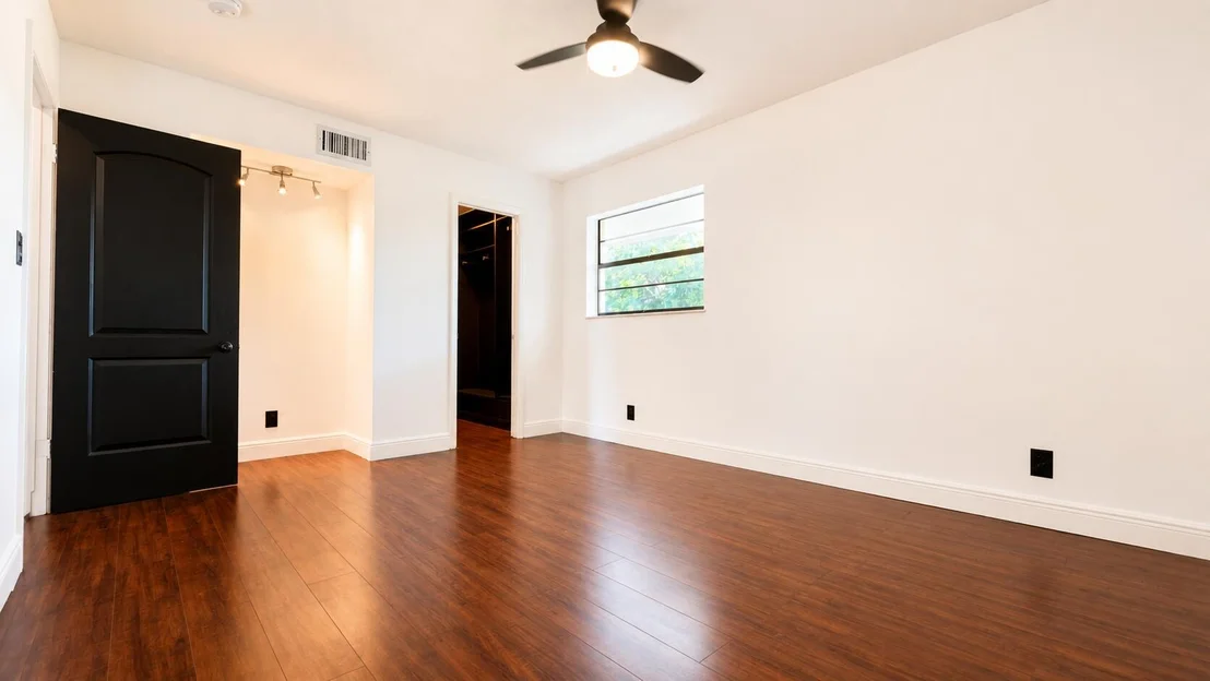 Photo of Unit 4 at 8801 W Sample Road