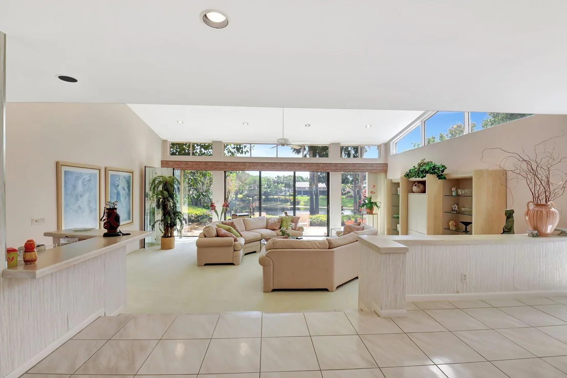 Photo of 4 Bristol Circle