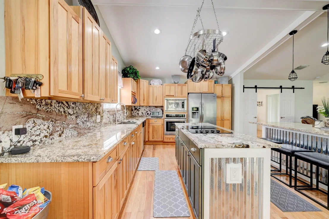 Photo of 8680 Moco Lane