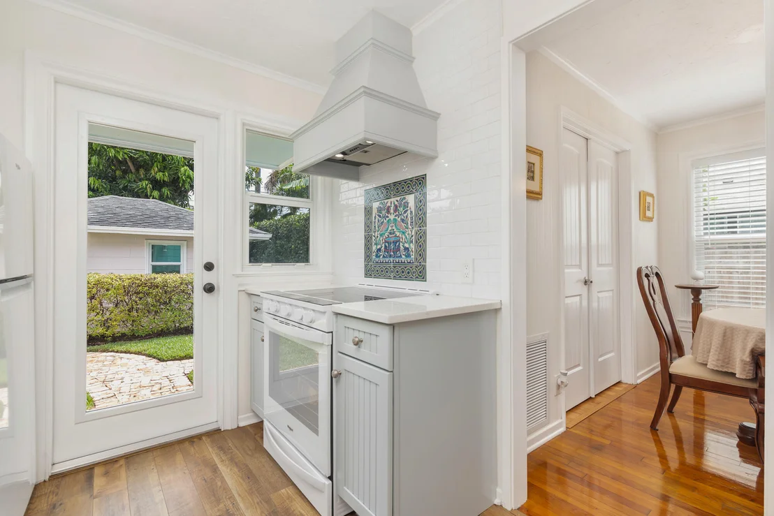Photo of 816 Avon Road