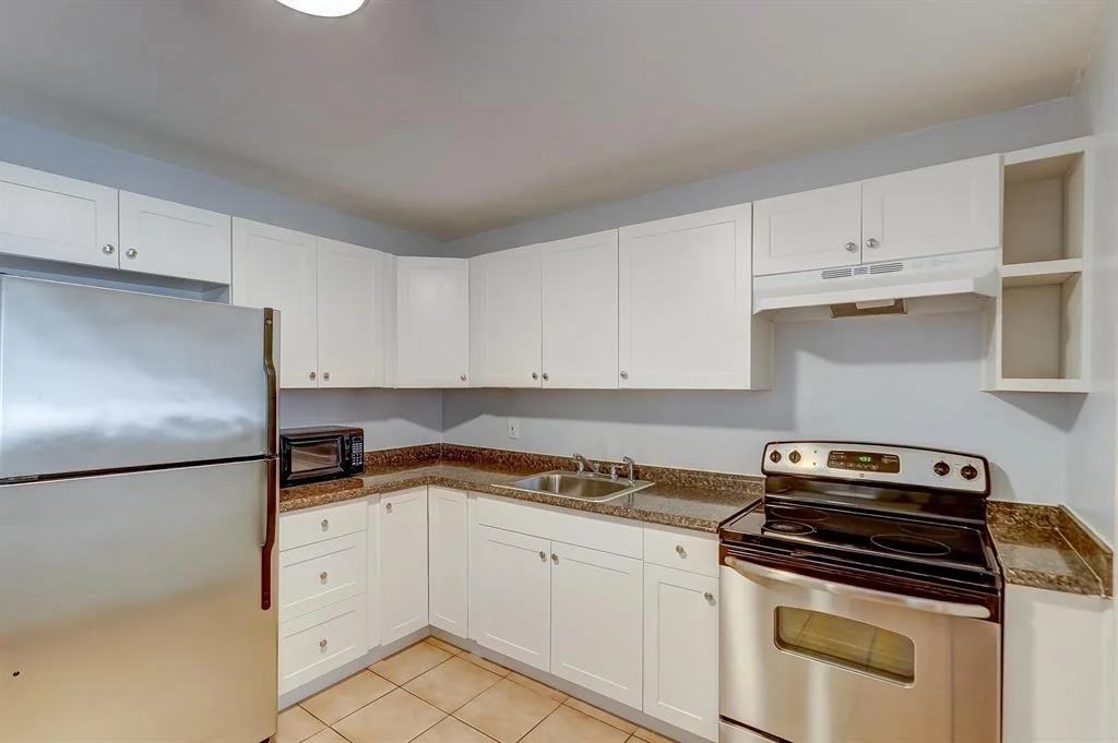 Photo of Unit 12 at 809 Phippen Road