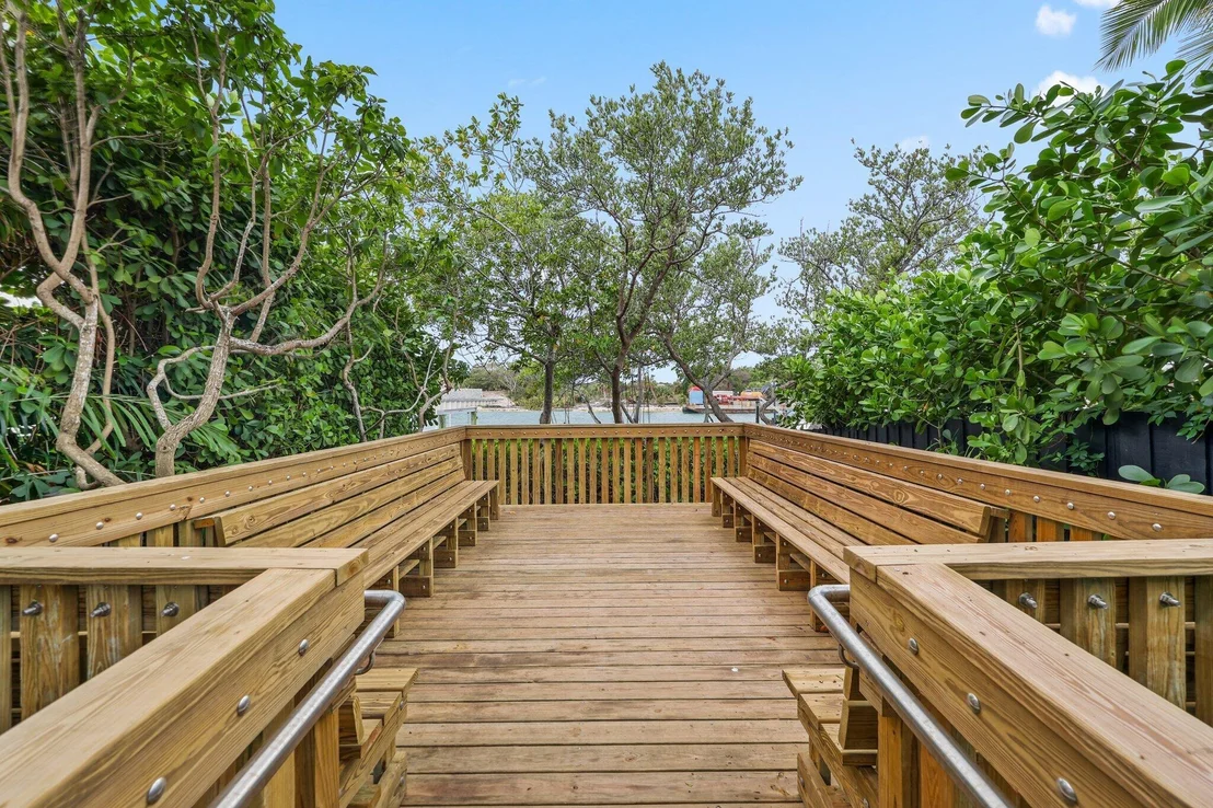 Photo of 122 Lighthouse Drive