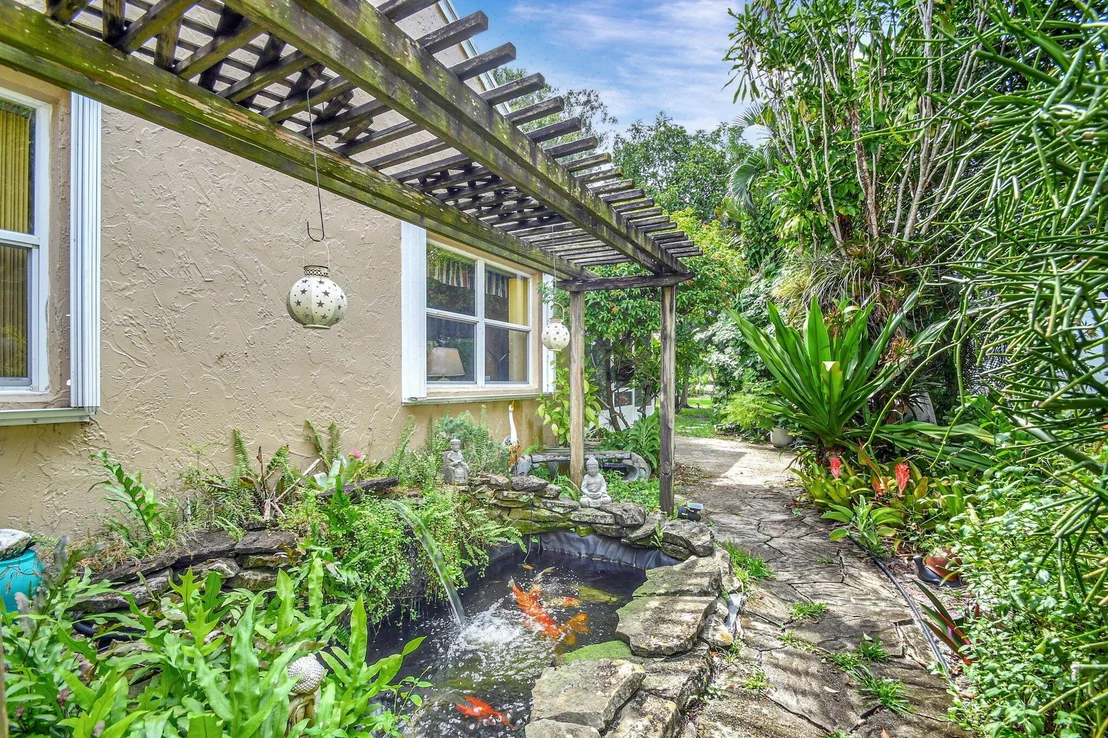 Photo of 123 Buttonwood Circle