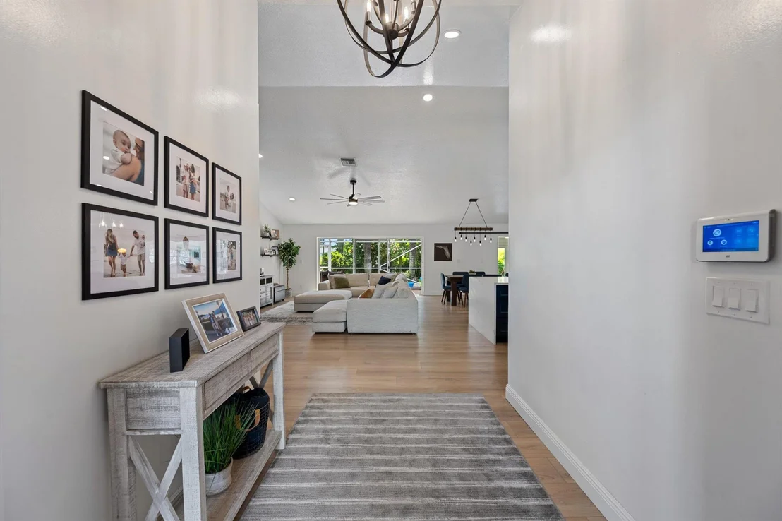 Photo of 6572 Brookhurst Circle