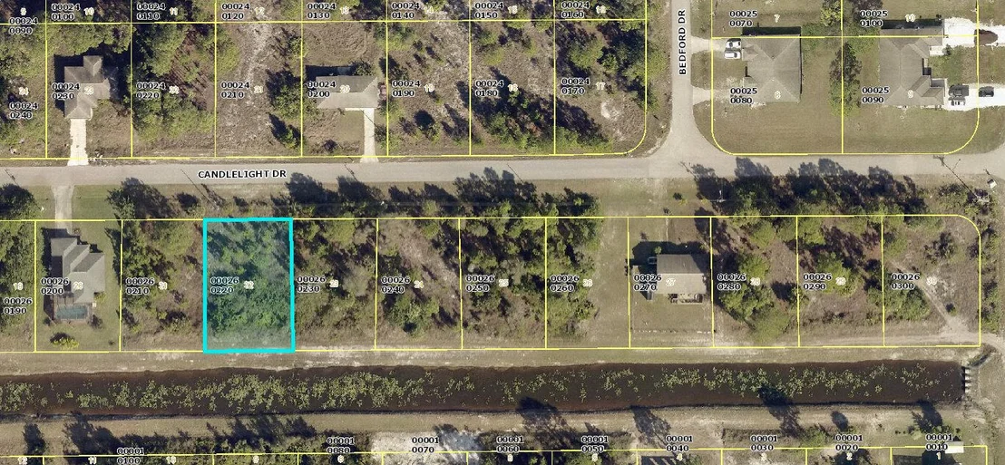 Photo of 956 Candlelight Drive