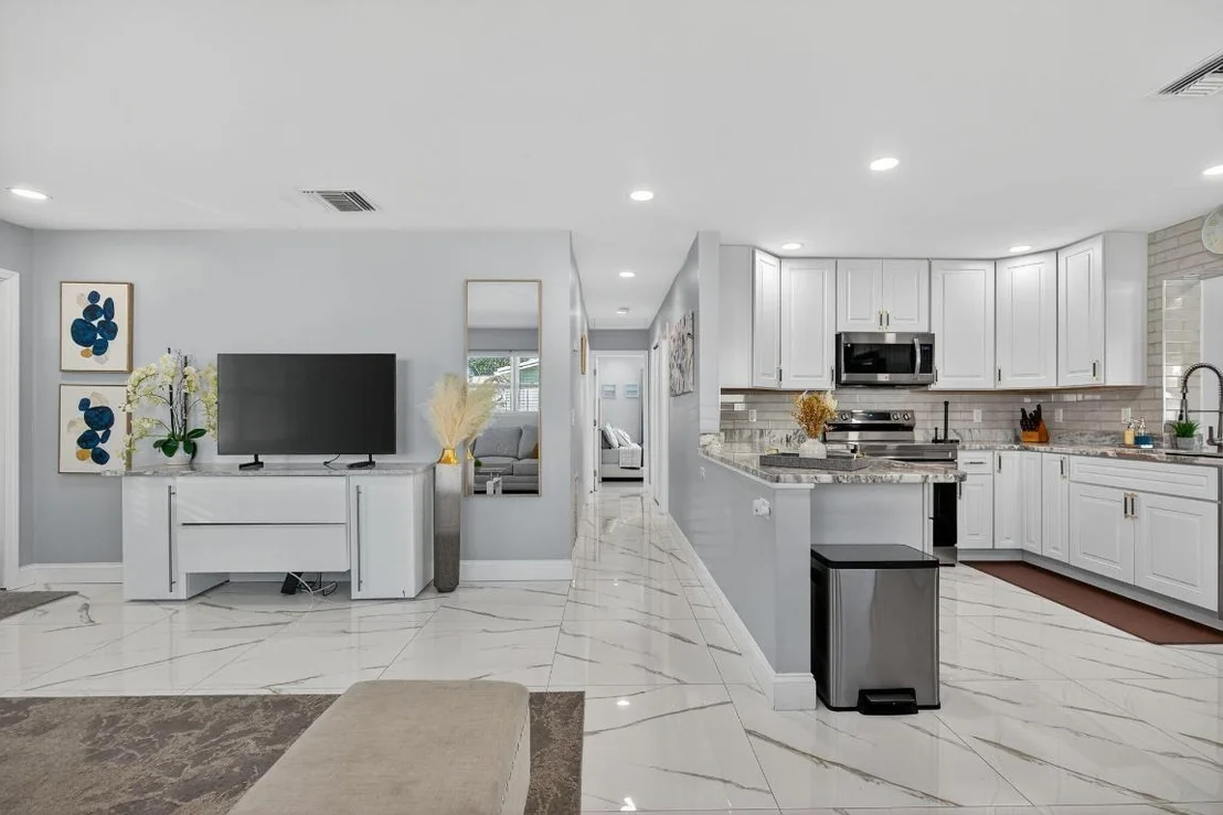 Photo of 511 Iris Avenue