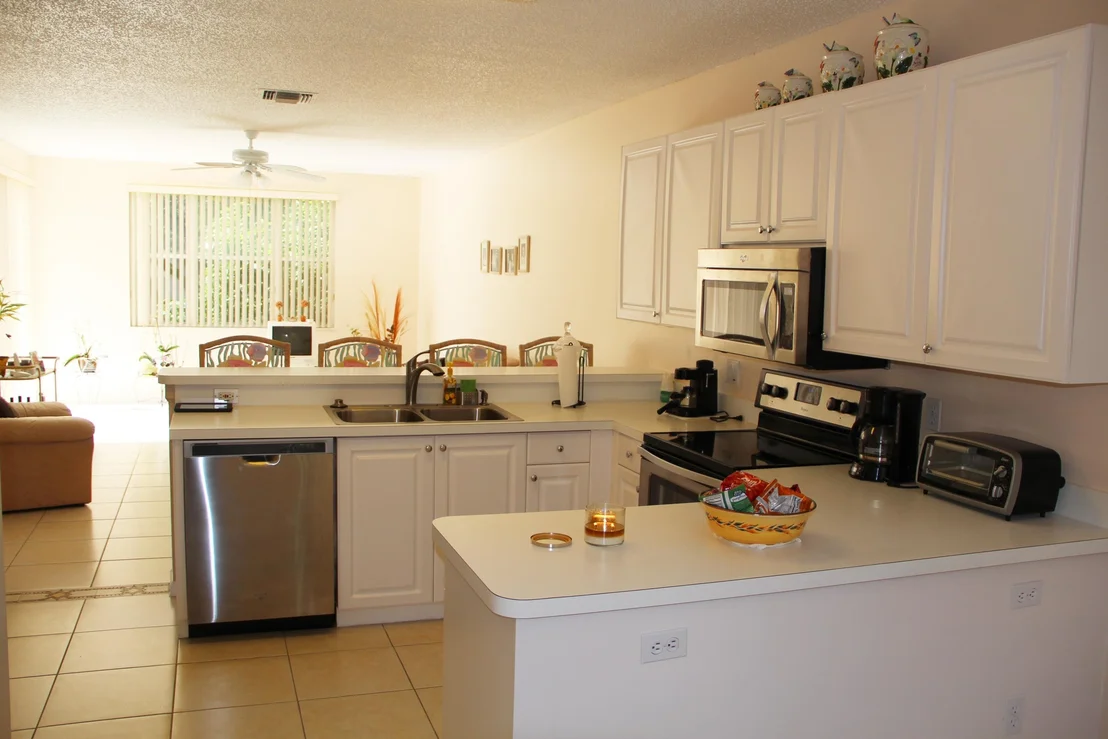 Photo of 2069 Cezanne Road