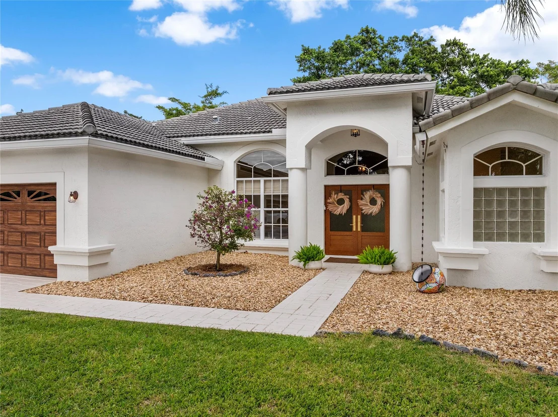 Photo of 10288 Lexington Estates Boulevard