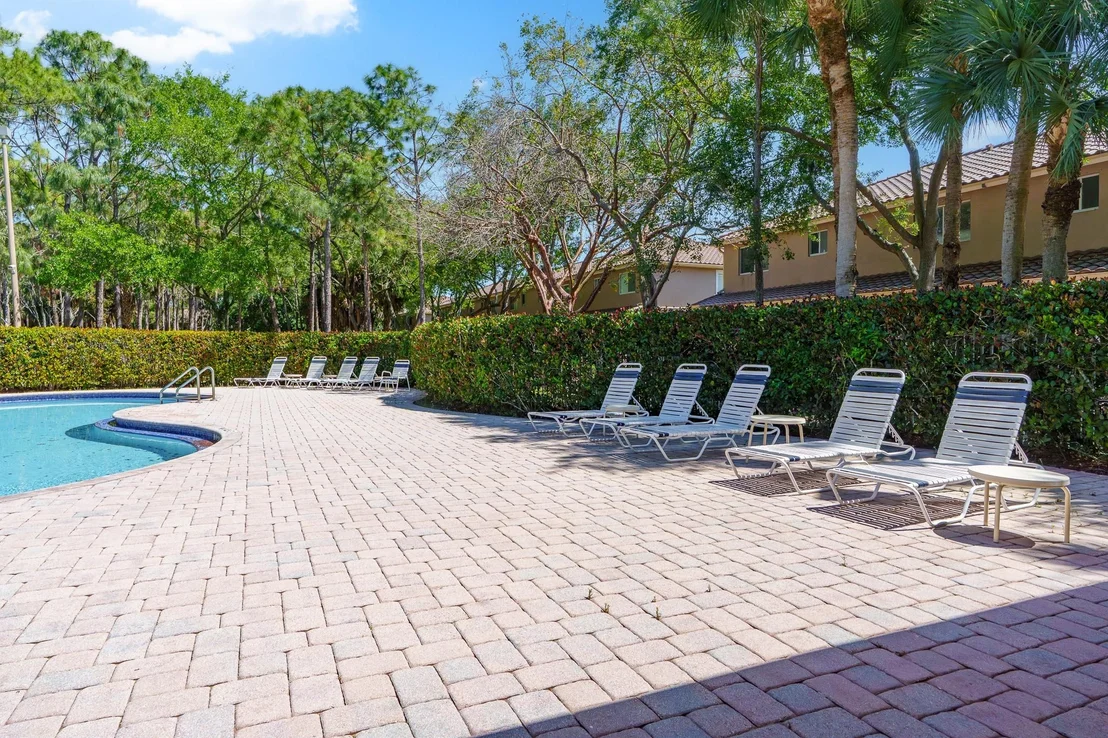 Photo of 6217 Willoughby Circle
