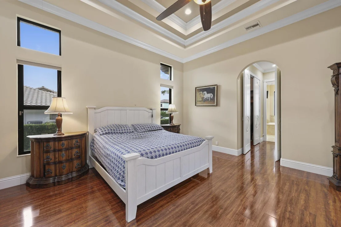 Photo of 4190 Gleneagles Drive