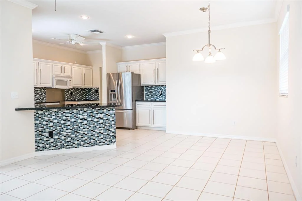 Photo of 9786 SE Landing Place
